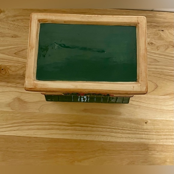 Hallmark Jan Karon Mitford Sweet Stuff Bakery Cookie Jar - Picture 3 of 9